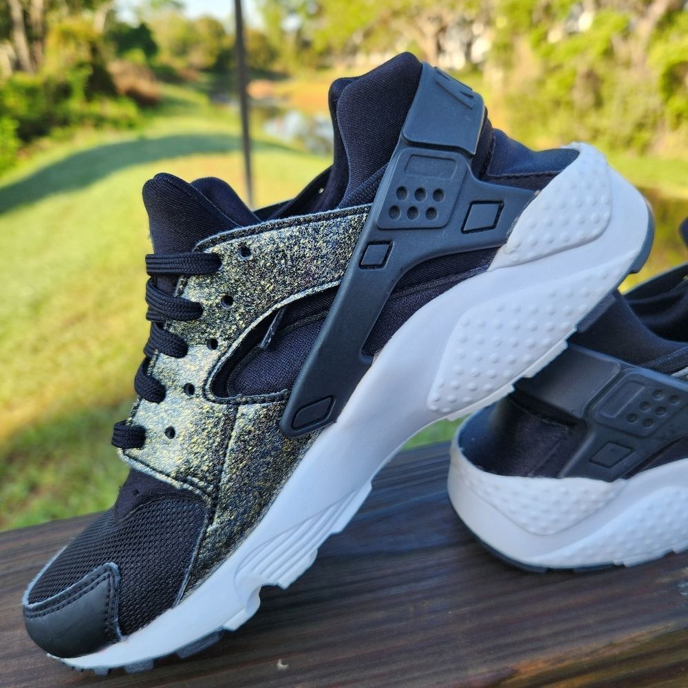 Nike Kids Black Sneakers with Glitter Gold Panels
